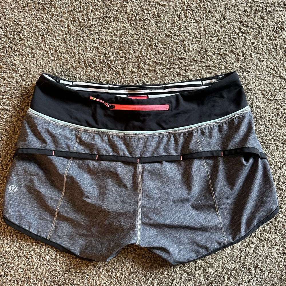 lululemon athletica Women's Gray and Black Shorts